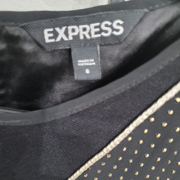 Express dress - Picture 6 of 9